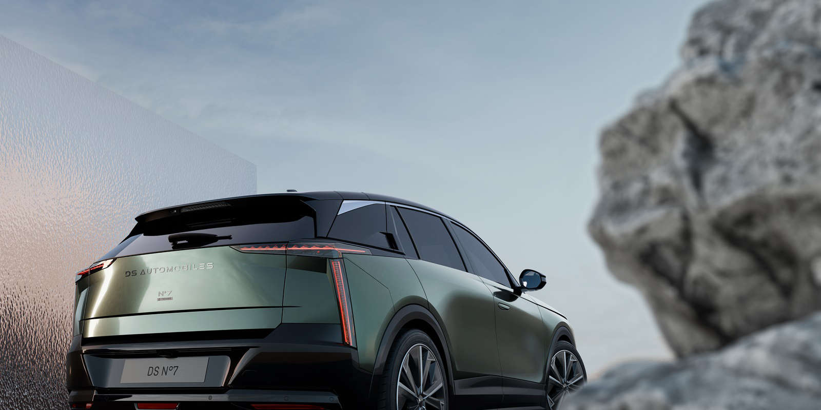 DS N°7, вигляд ззаду з правого боку