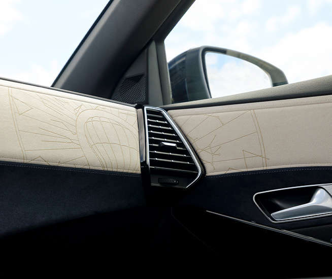 Розкішна панель приладів DS 7 JULES VERNE