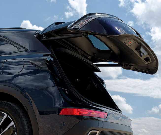 Багажник з електроприводом DS 7 JULES VERNE