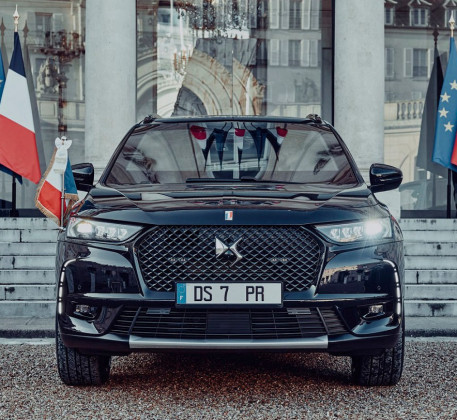 Президент Франції обрав броньований DS 7 CROSSBACK ÉLYSÉE для свого автопарку